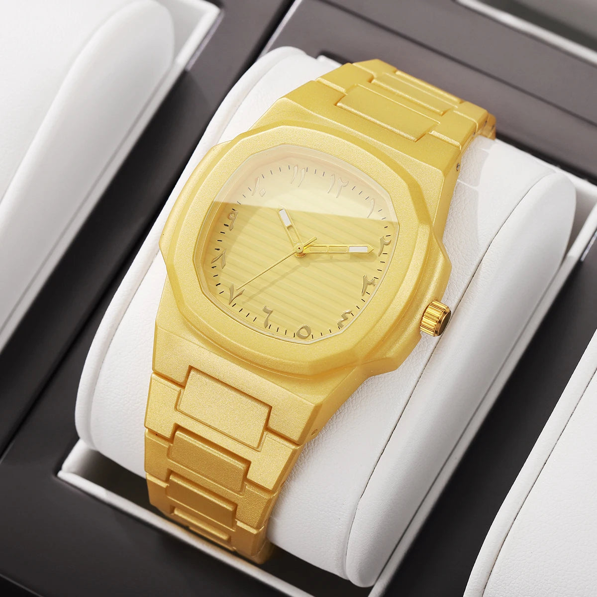 Fashion Square Dial Men Business Watches Casual Plastic Band Man Sports Wristwatches Reloj Hombre(Without Box)